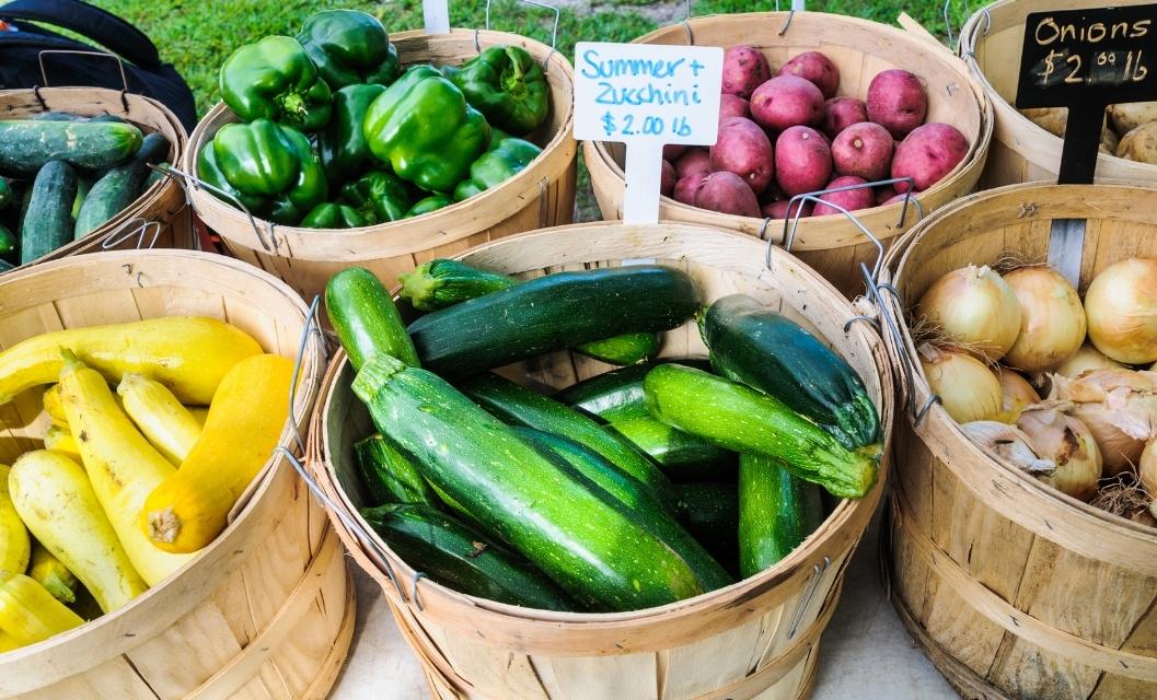 Top 6 Reasons to Buy Local Produce