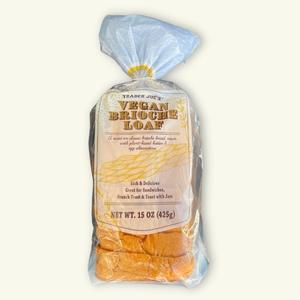 https://veganshowoff.com/wp-content/uploads/2022/08/Trader-Joes-Brioche-Loaf-.jpg